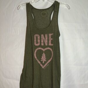 Women’s Life is Good Army Green Tank Size Small